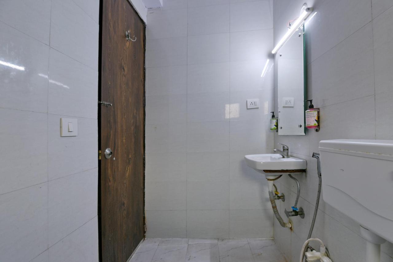 Hotel Admire Inn "Atta Market, Noida Sector 18" 外观 照片